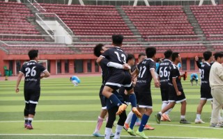 喜欢踢足球可以大学加分吗，踢足球对考大学有帮助吗