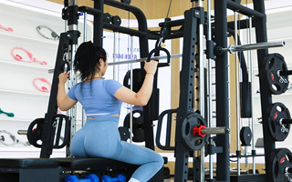  室内健身器材制作教程图片大全,怎么自制杠铃在家锻炼？